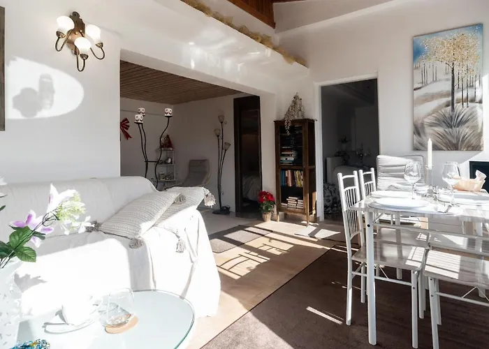 Renaissance Tatil Evi *